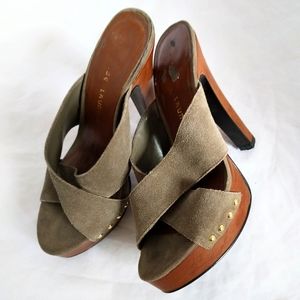 CHINESE LAUNDRY fashion clogs